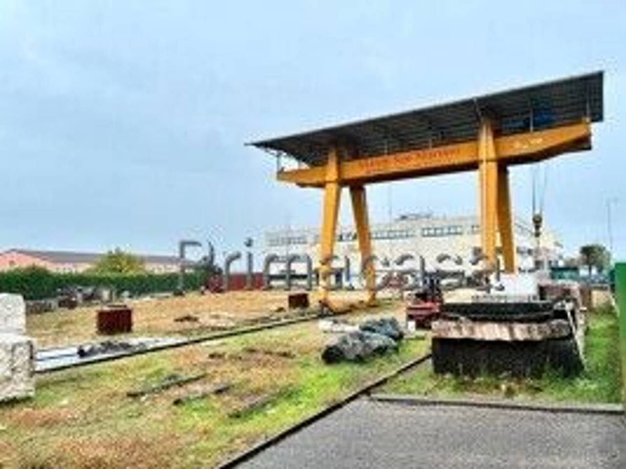 negozio in vendita a Caprino Veronese in zona Pesina