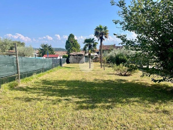 appartamento in vendita a Caprino Veronese in zona Pesina