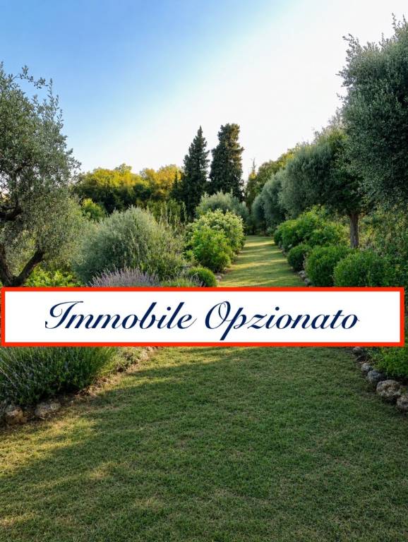 terreno in vendita a Caprino Veronese in zona Pesina