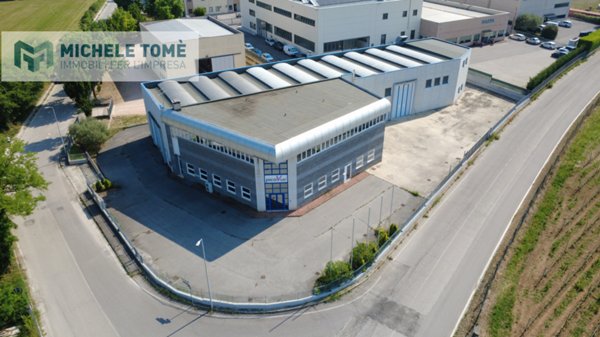 appartamento in vendita a Caprino Veronese