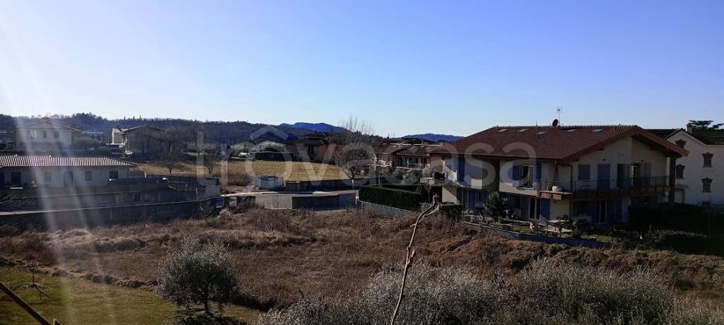 terreno in vendita a Caprino Veronese