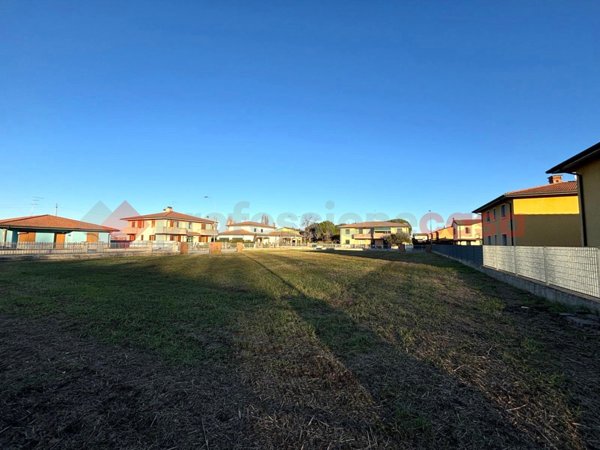terreno edificabile in vendita a Casaleone