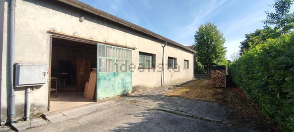 capannone in vendita a Casaleone