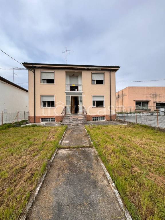 casa indipendente in vendita a Casaleone in zona Venera