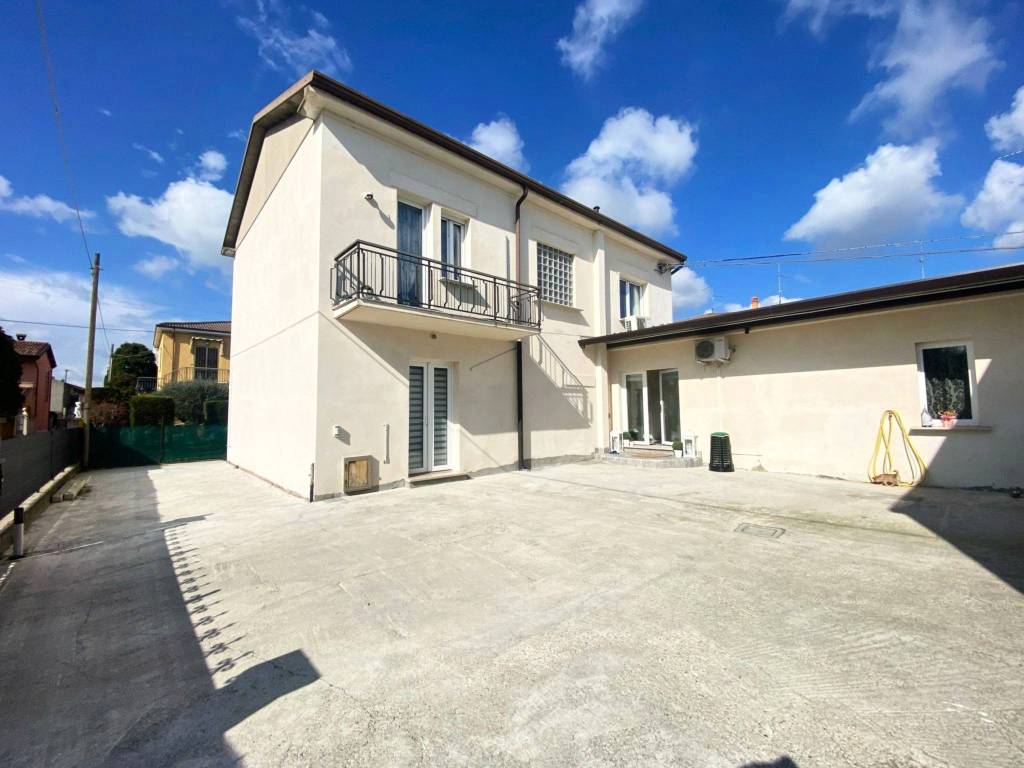 casa indipendente in vendita a Casaleone in zona Venera