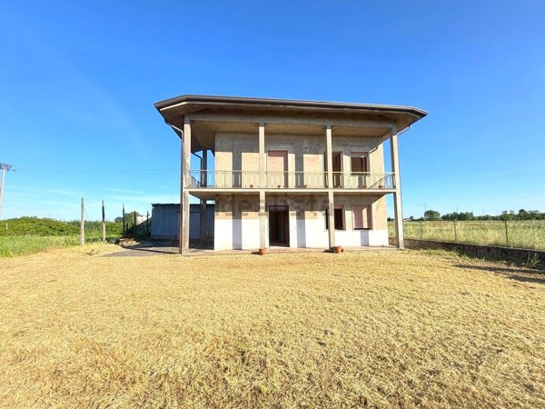 casa indipendente in vendita a Casaleone in zona Sustinenza