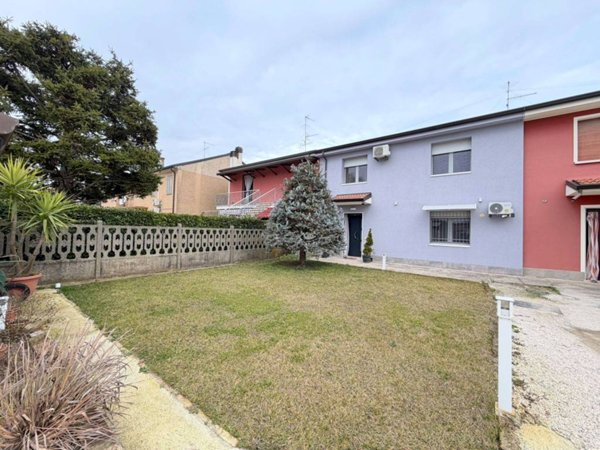 casa indipendente in vendita a Casaleone