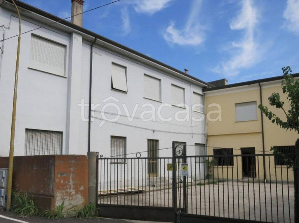 negozio in vendita a Casaleone