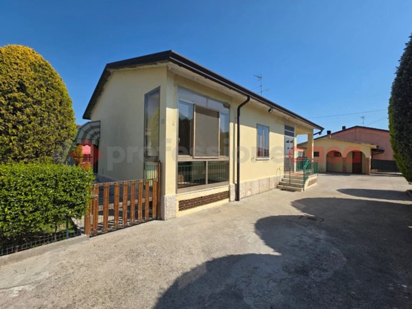 casa indipendente in vendita a Casaleone in zona Sustinenza