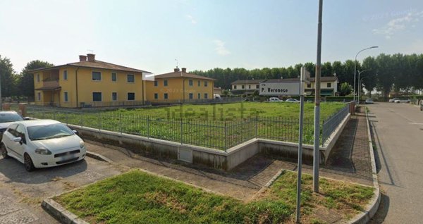 terreno edificabile in vendita a Casaleone in zona Sustinenza