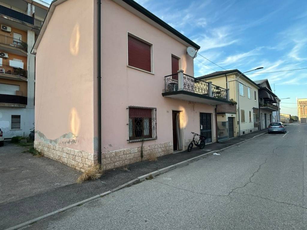 casa indipendente in vendita a Casaleone
