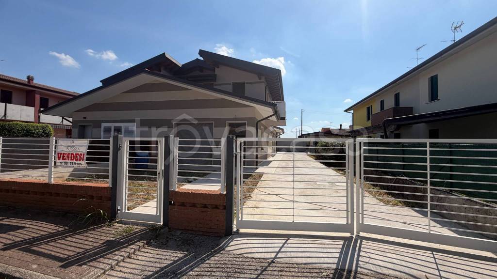 casa indipendente in vendita a Casaleone in zona Sustinenza