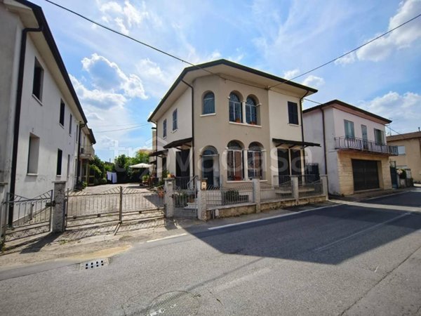 casa indipendente in vendita a Casaleone in zona Sustinenza