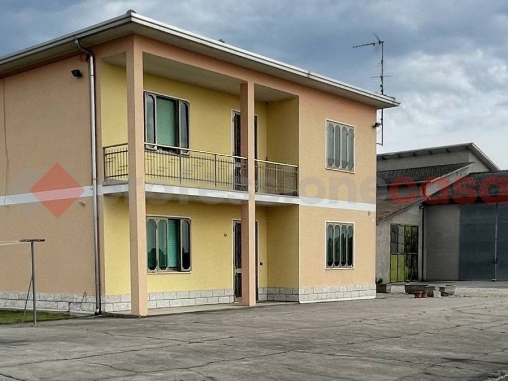 casa indipendente in vendita a Castagnaro