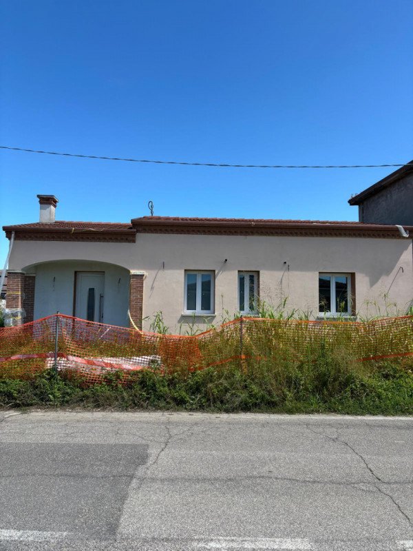 casa indipendente in vendita a Castagnaro