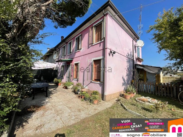casa indipendente in vendita a Castagnaro
