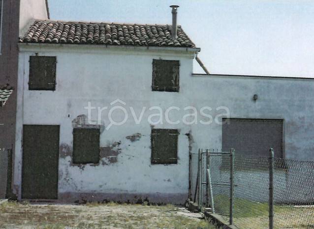 casa indipendente in vendita a Castagnaro