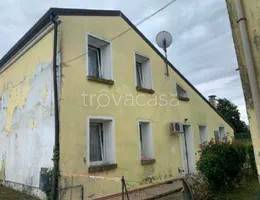 appartamento in vendita a Castagnaro in zona Menà