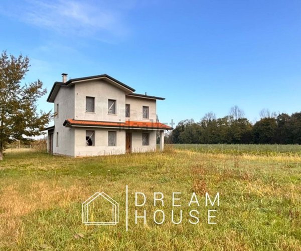 casa indipendente in vendita a Castagnaro