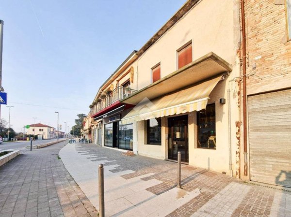 negozio in vendita a Castagnaro