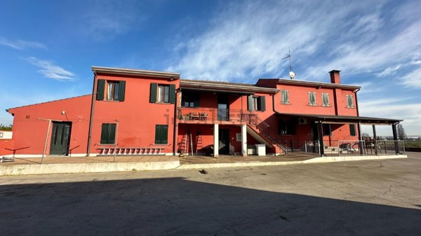 casa indipendente in vendita a Castagnaro