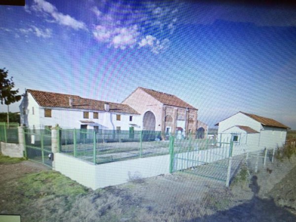 casa indipendente in vendita a Castagnaro in zona Menà