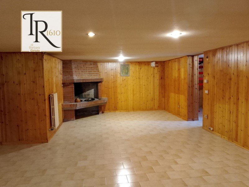 casa indipendente in vendita a Castagnaro in zona Menà