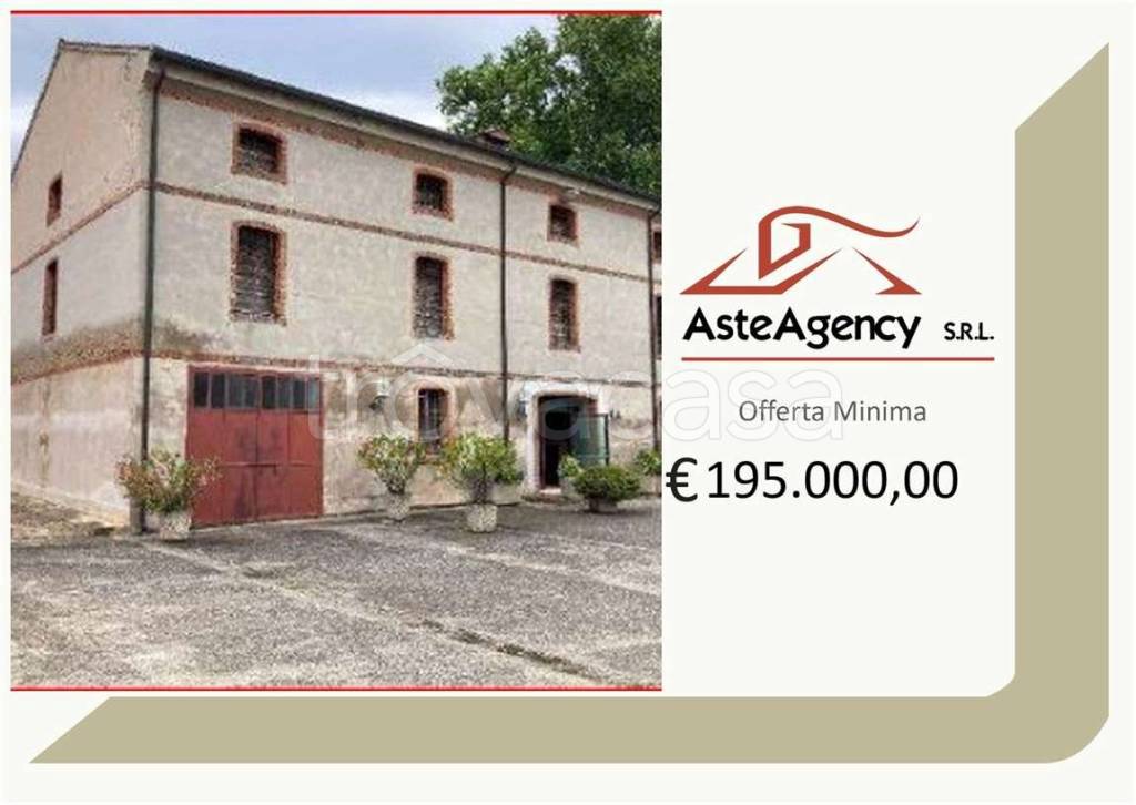 appartamento in vendita a Castagnaro in zona Menà