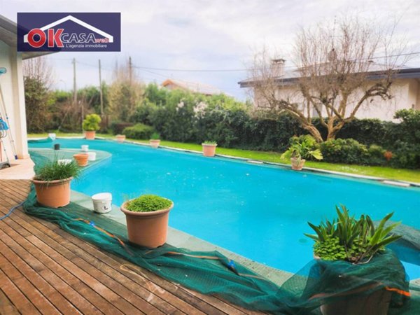casa indipendente in vendita a Castel d'Azzano
