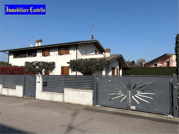 casa indipendente in vendita a Castel d'Azzano