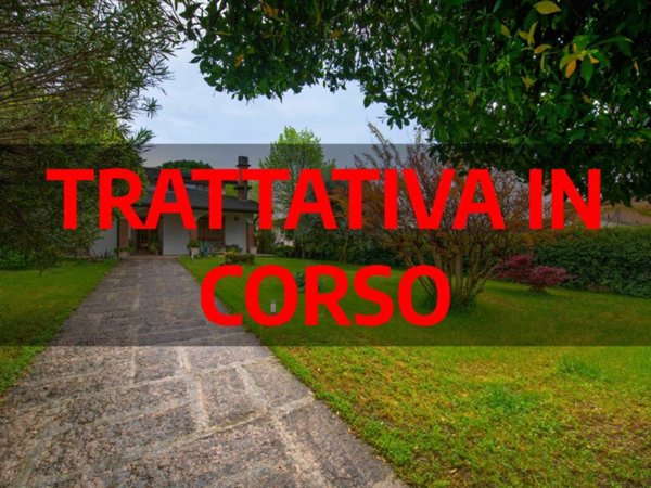 casa indipendente in vendita a Castel d'Azzano in zona Azzano