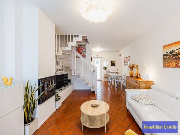 casa indipendente in vendita a Castel d'Azzano