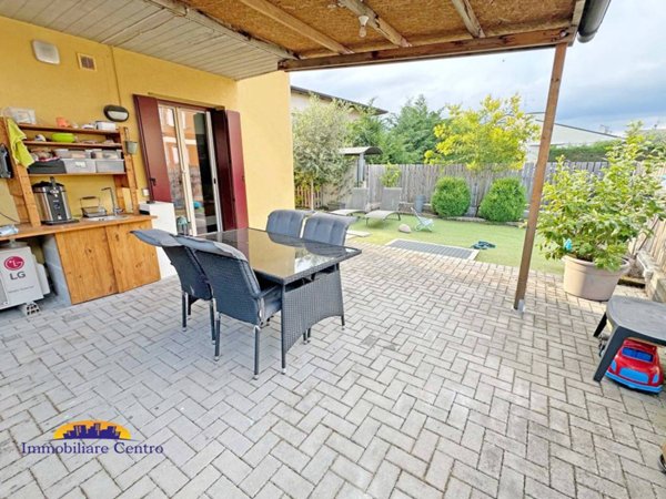 appartamento in vendita a Castel d'Azzano