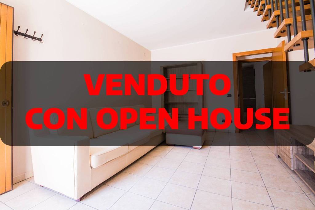 appartamento in vendita a Castel d'Azzano in zona Beccacivetta