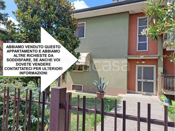 appartamento in vendita a Castel d'Azzano in zona Beccacivetta