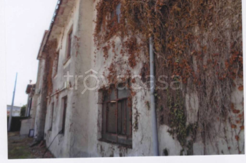 appartamento in vendita a Castel d'Azzano in zona San Martino