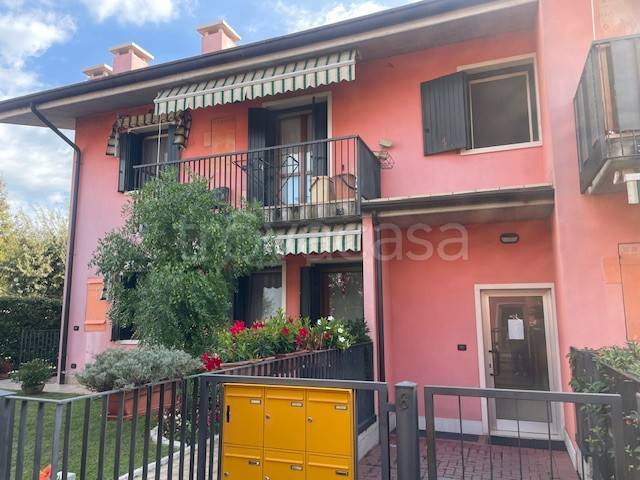 appartamento in vendita a Castel d'Azzano