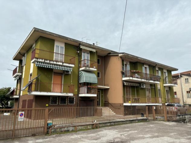 appartamento in vendita a Castel d'Azzano