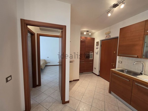 appartamento in vendita a Castel d'Azzano in zona Azzano