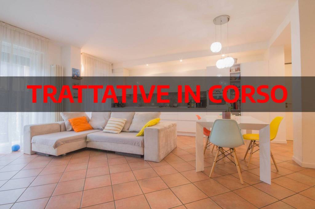 appartamento in vendita a Castel d'Azzano in zona Rizza