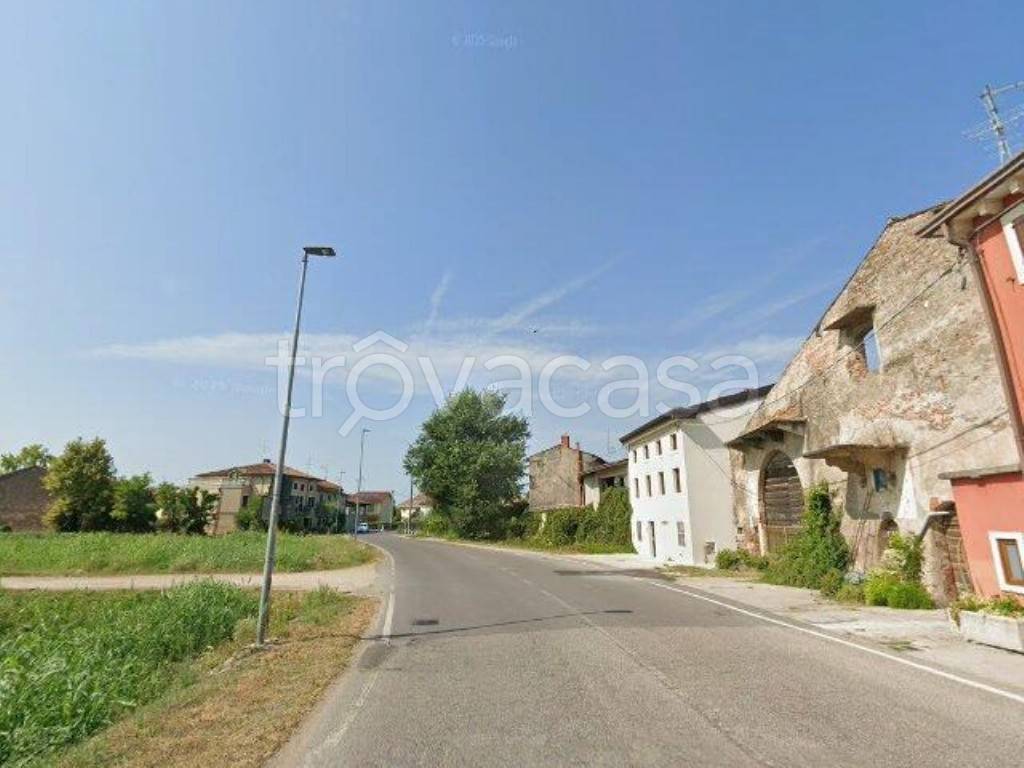 terreno agricolo in vendita a Castel d'Azzano in zona San Martino