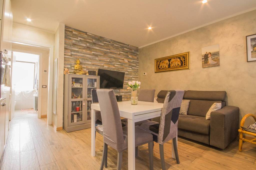 appartamento in vendita a Castel d'Azzano in zona Azzano