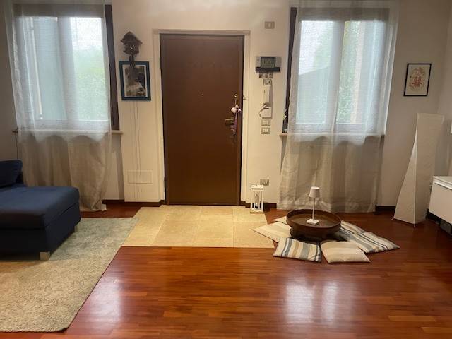 casa indipendente in vendita a Castel d'Azzano in zona Beccacivetta