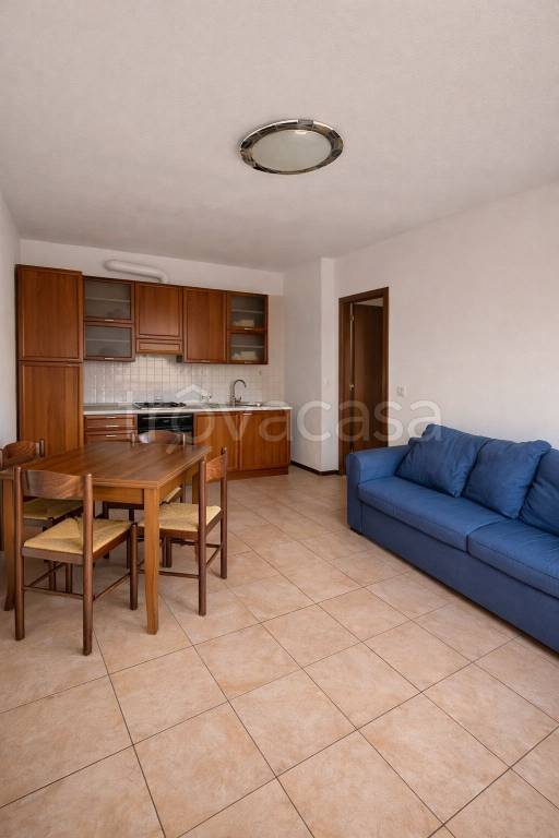appartamento in vendita a Castel d'Azzano in zona Azzano