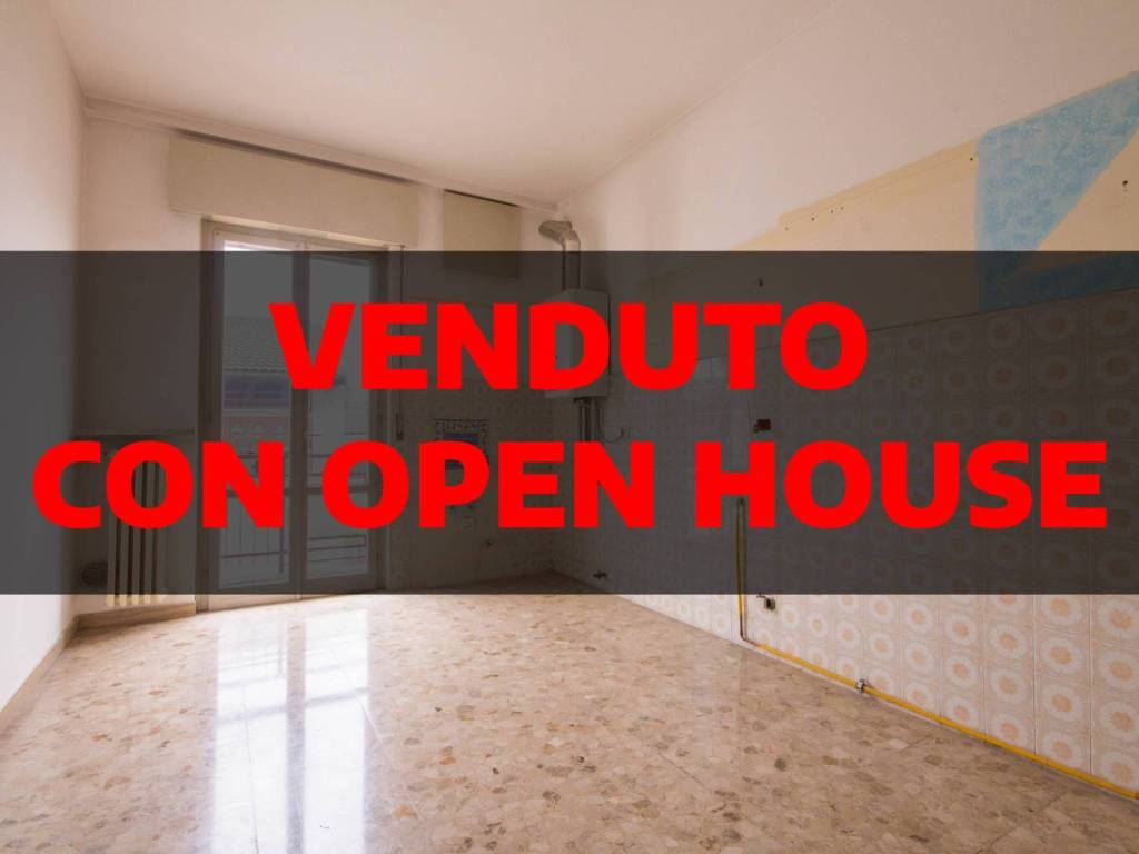 appartamento in vendita a Castel d'Azzano in zona Azzano
