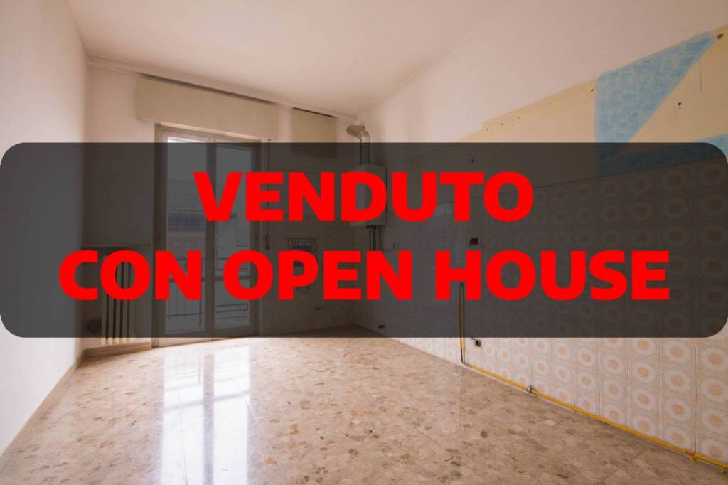 appartamento in vendita a Castel d'Azzano in zona Azzano