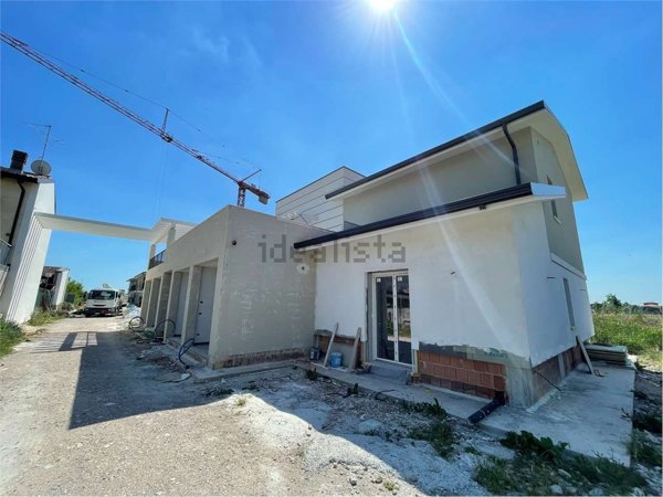 appartamento in vendita a Castel d'Azzano