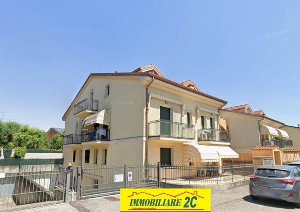 appartamento in vendita a Castel d'Azzano in zona Beccacivetta