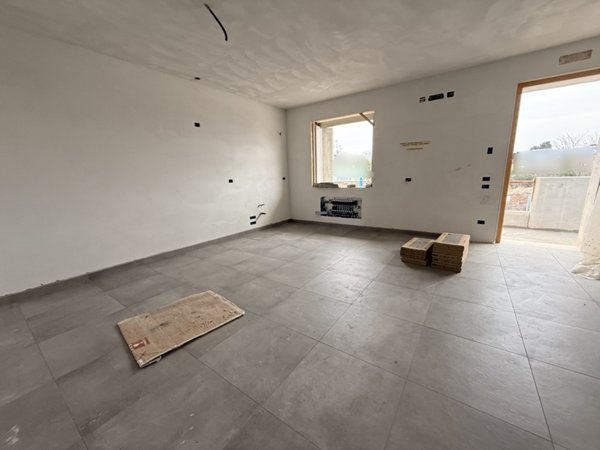 appartamento in vendita a Castel d'Azzano in zona Beccacivetta