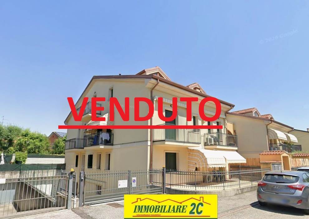 appartamento in vendita a Castel d'Azzano in zona Beccacivetta
